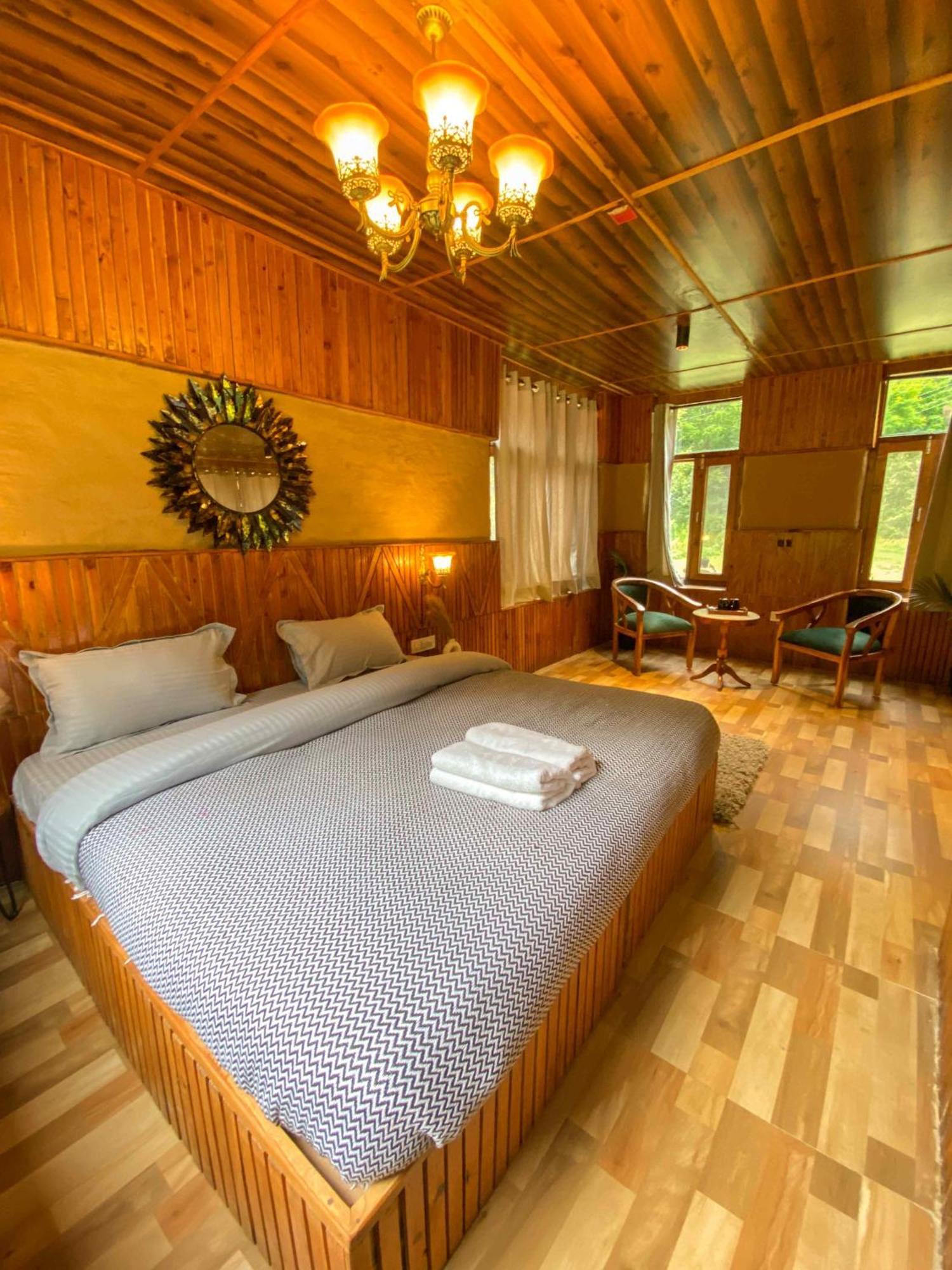 Whoopers Boutique Resort Jibhi Екстер'єр фото